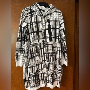 Fenini Abstract Button-Front Hooded Cardigan - Black & White